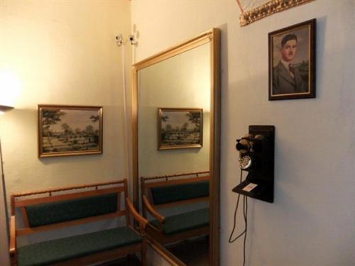 College Guest House Haverfordwest Luaran gambar