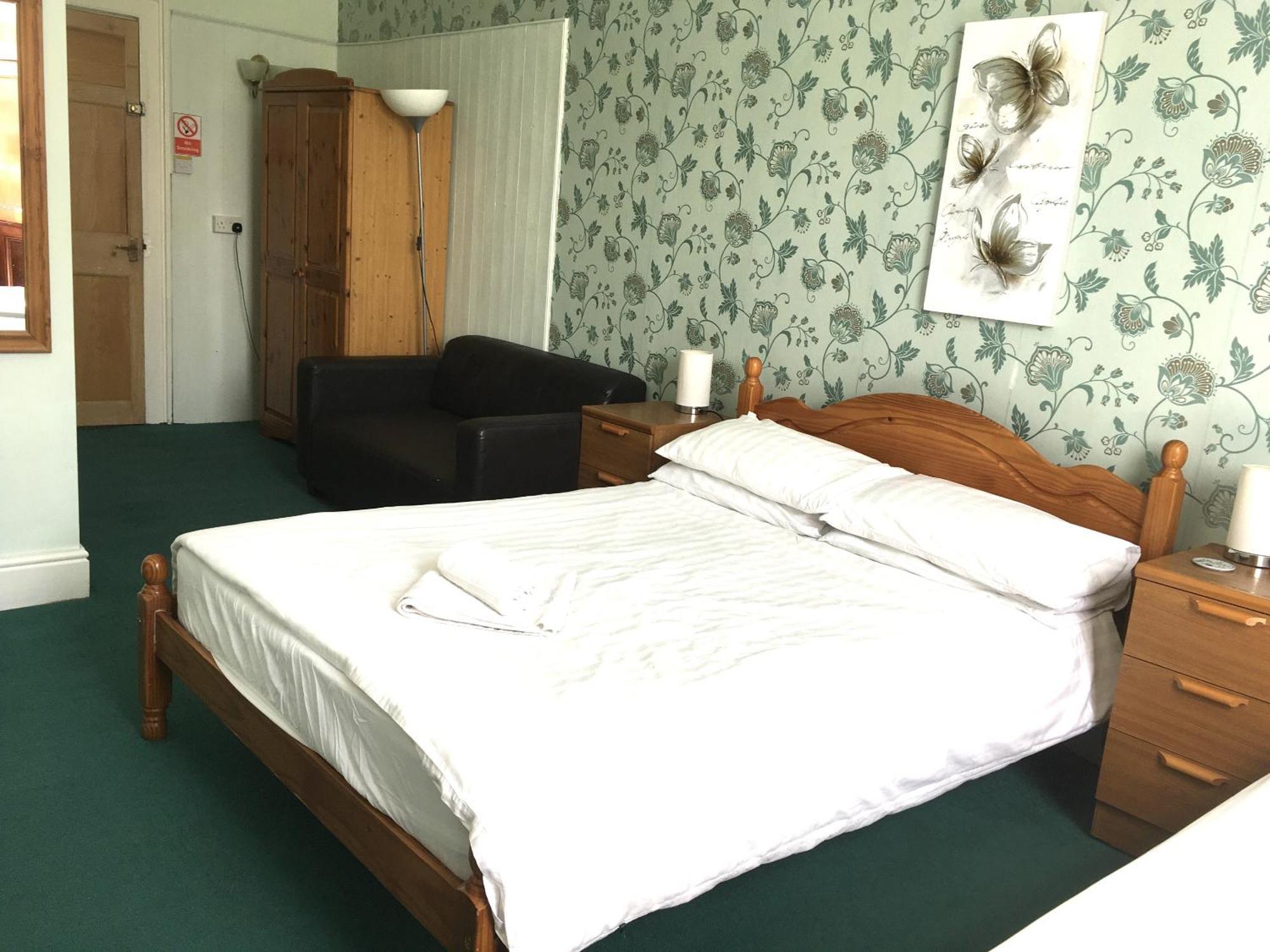 College Guest House Haverfordwest Bilik gambar
